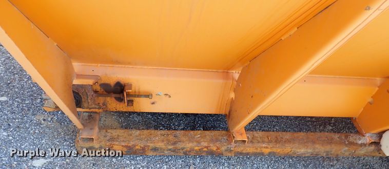 image for item DJ5686 Henderson spreader