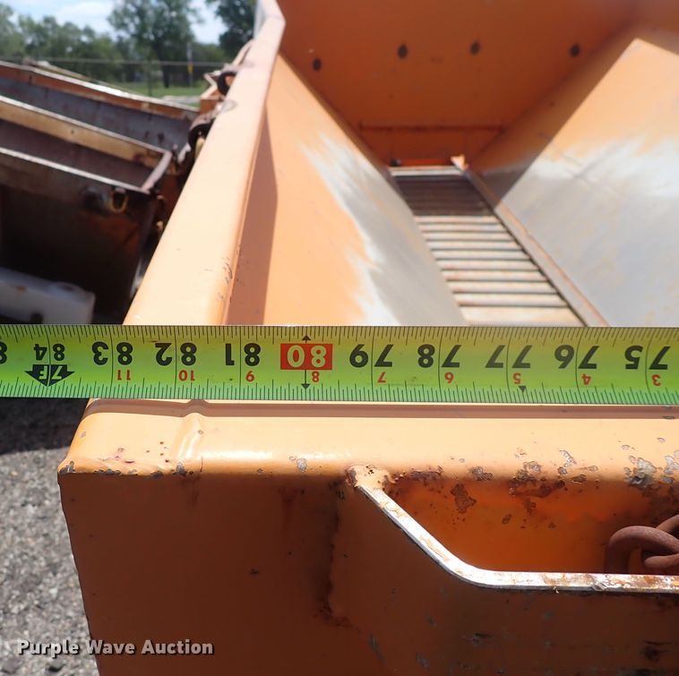 image for item DJ5686 Henderson spreader