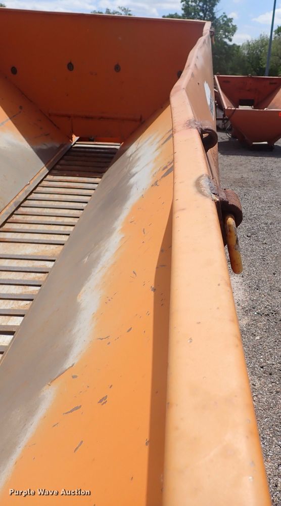 image for item DJ5686 Henderson spreader