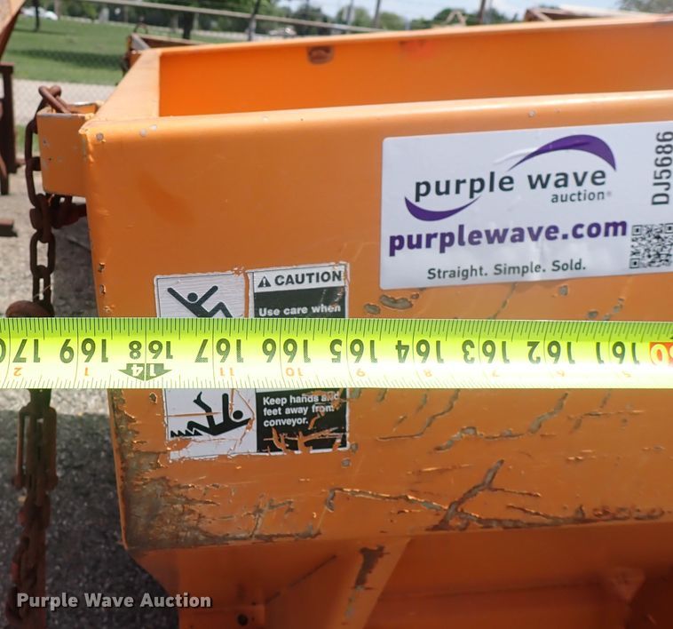 image for item DJ5686 Henderson spreader