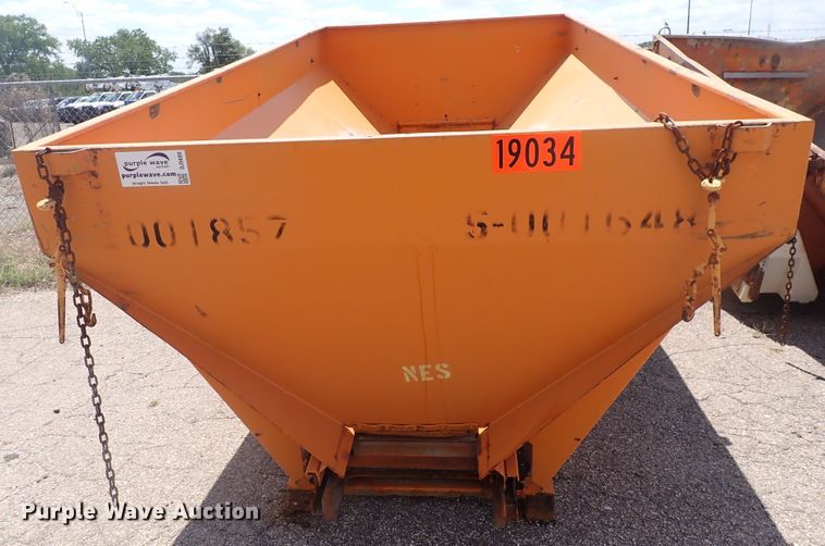 image for item DJ5689 Henderson spreader
