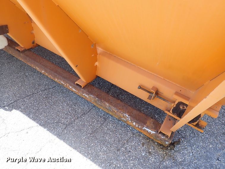 image for item DJ5689 Henderson spreader