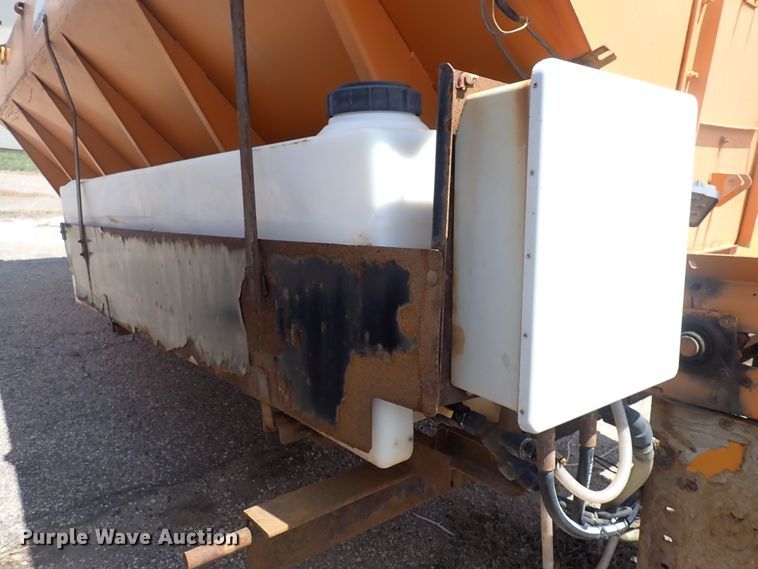 image for item DJ5689 Henderson spreader