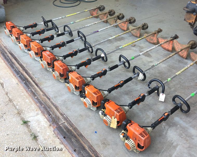 (12) Stihl trimmers and edgers in Wichita, KS Item GV9227 sold