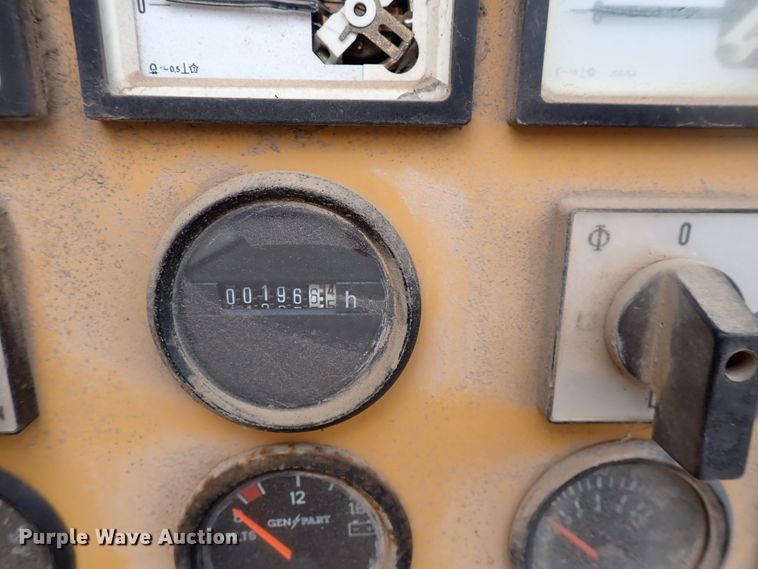 image for item IF9120 2003 Olympian G40F3  generator