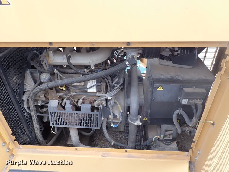 image for item IF9120 2003 Olympian G40F3  generator