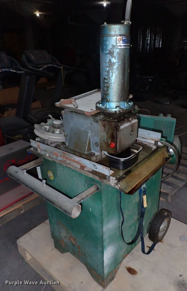 image for item IF9142 Greenlee 550 Speed Bender  pipe bender
