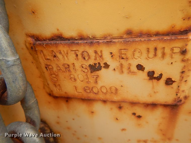 image for item DF6795 Lawton Equipment L8000  end gate spreader