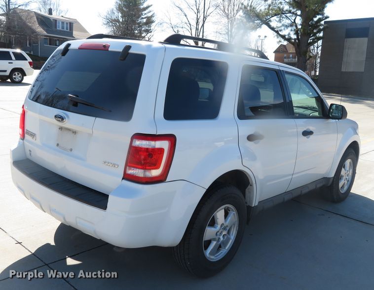 image for item DH0747 2009 Ford Escape XLT  SUV