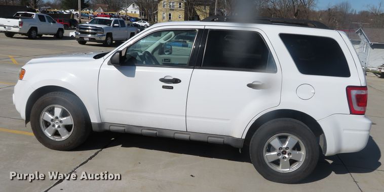 image for item DH0747 2009 Ford Escape XLT  SUV