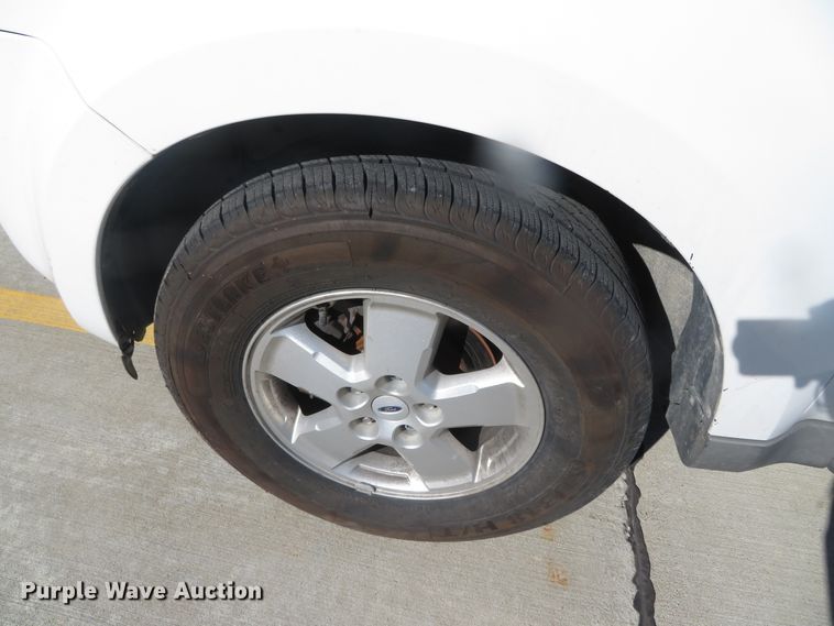 image for item DH0747 2009 Ford Escape XLT  SUV