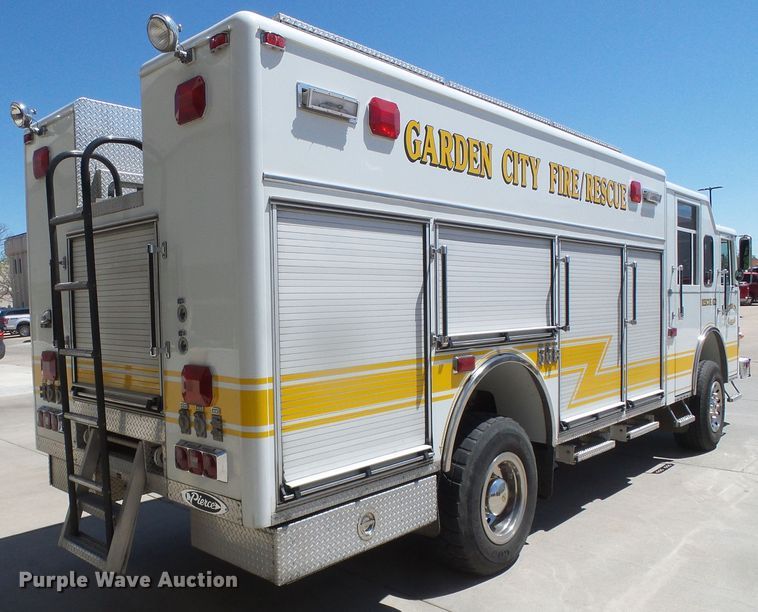 image for item DI5589 1997 Pierce  rescue vehicle