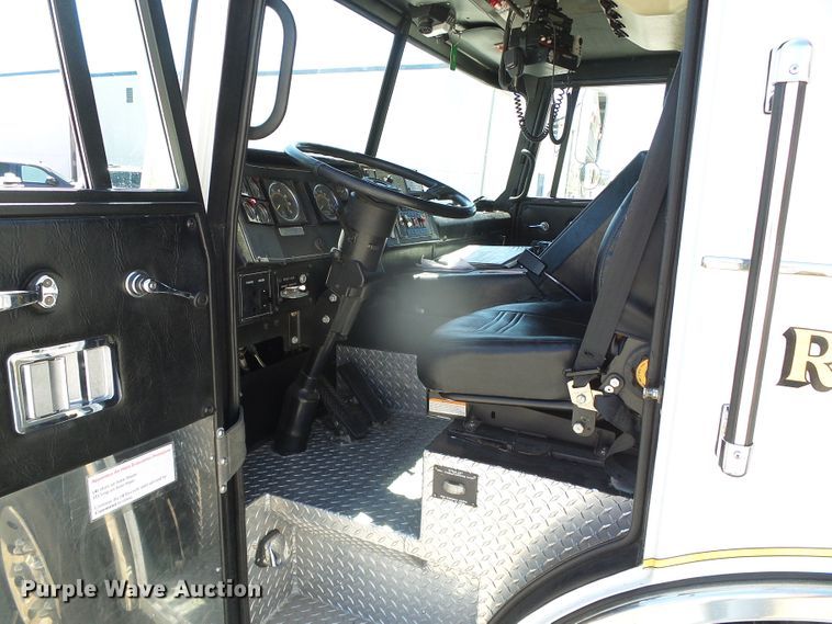 image for item DI5589 1997 Pierce  rescue vehicle