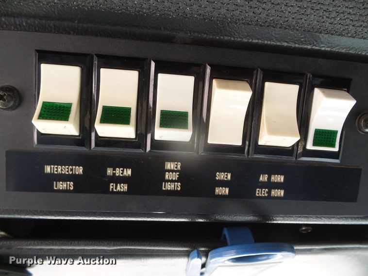 image for item DI5589 1997 Pierce  rescue vehicle