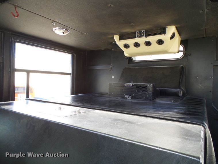 image for item DI5589 1997 Pierce  rescue vehicle