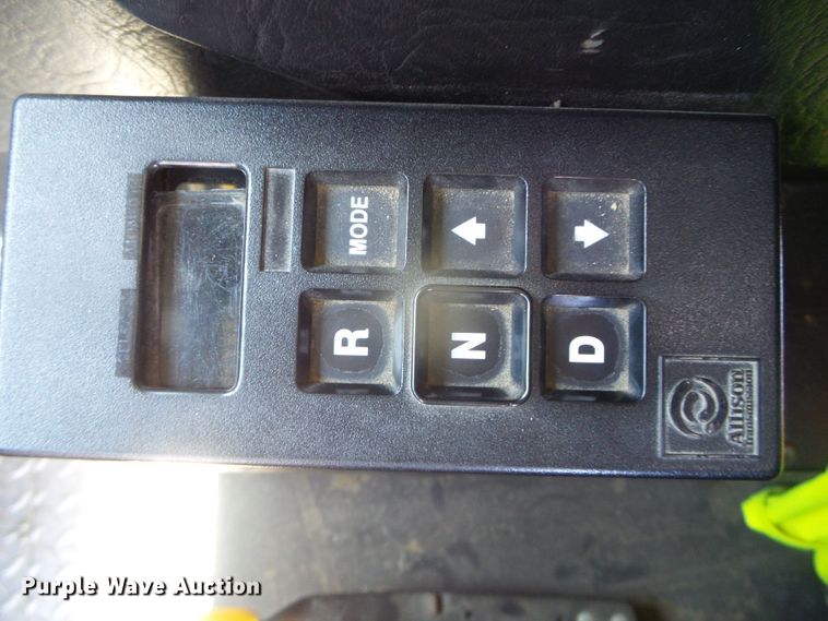 image for item DI5589 1997 Pierce  rescue vehicle