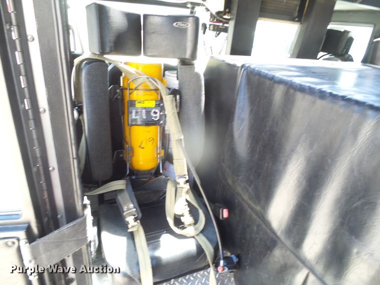 image for item DI5589 1997 Pierce  rescue vehicle