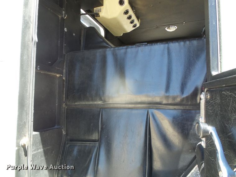 image for item DI5589 1997 Pierce  rescue vehicle