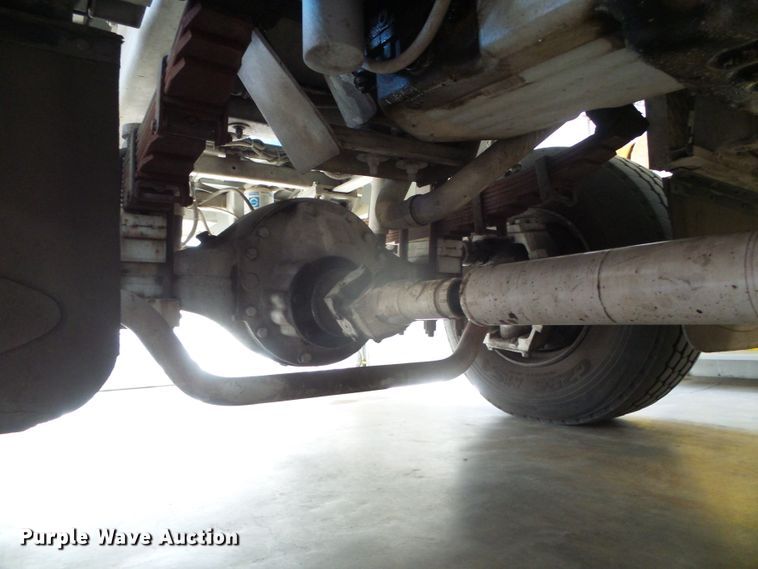 image for item DI5589 1997 Pierce  rescue vehicle