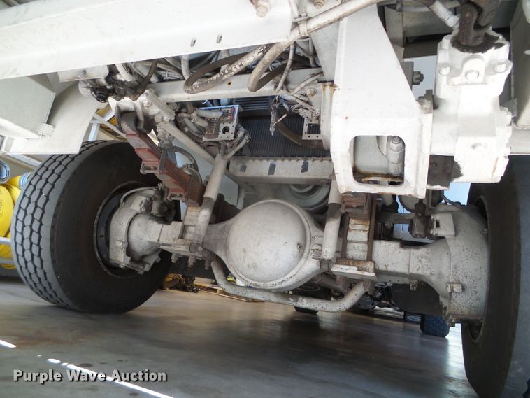 image for item DI5589 1997 Pierce  rescue vehicle