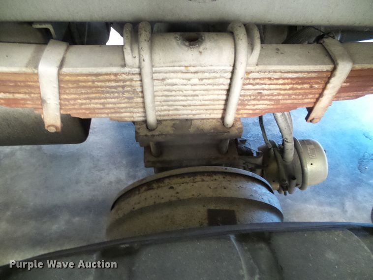 image for item DI5589 1997 Pierce  rescue vehicle