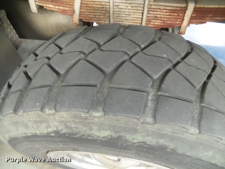 image for item DI5589 1997 Pierce  rescue vehicle