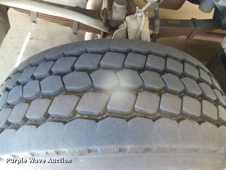 image for item DI5589 1997 Pierce  rescue vehicle