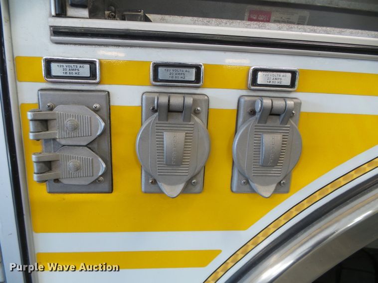 image for item DI5589 1997 Pierce  rescue vehicle