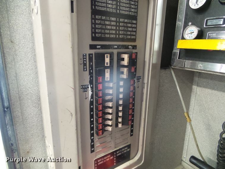 image for item DI5589 1997 Pierce  rescue vehicle