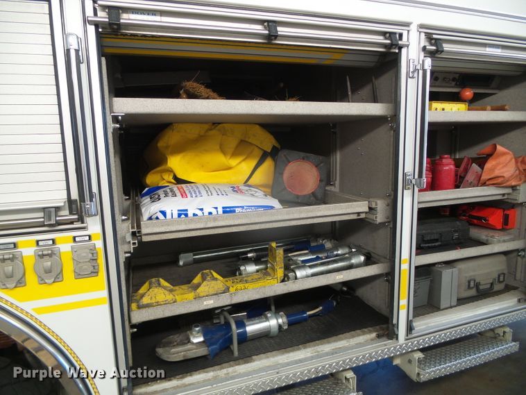 image for item DI5589 1997 Pierce  rescue vehicle