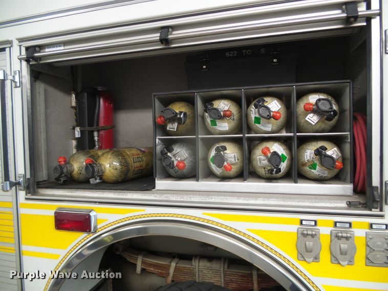 image for item DI5589 1997 Pierce  rescue vehicle