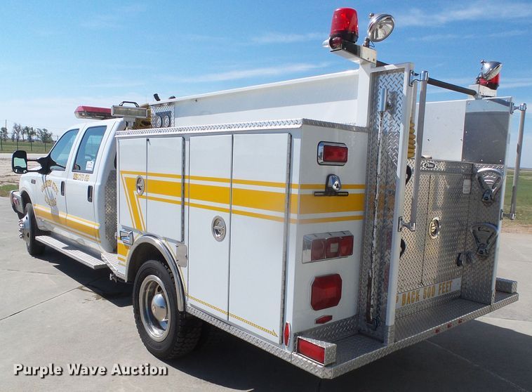 image for item DI5590 2002 Ford F550 Super Duty  Crew Cab brush fire truck