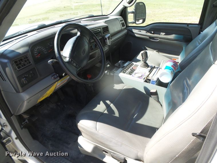 image for item DI5590 2002 Ford F550 Super Duty  Crew Cab brush fire truck