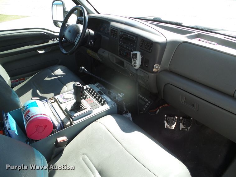 image for item DI5590 2002 Ford F550 Super Duty  Crew Cab brush fire truck