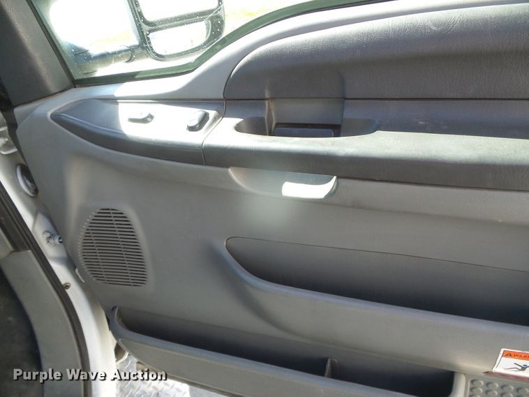 image for item DI5590 2002 Ford F550 Super Duty  Crew Cab brush fire truck