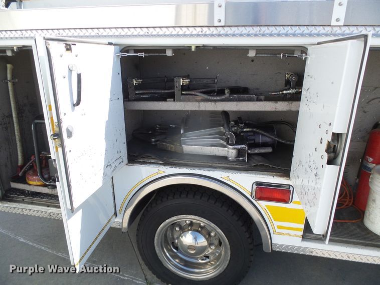 image for item DI5590 2002 Ford F550 Super Duty  Crew Cab brush fire truck