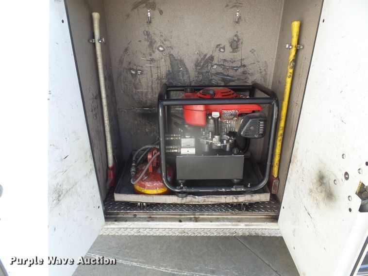 image for item DI5590 2002 Ford F550 Super Duty  Crew Cab brush fire truck