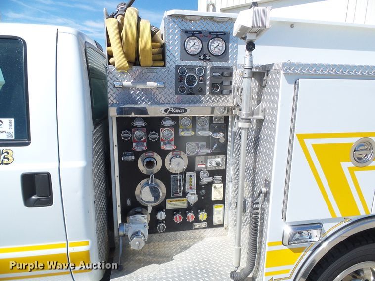 image for item DI5590 2002 Ford F550 Super Duty  Crew Cab brush fire truck