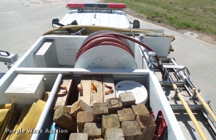 image for item DI5590 2002 Ford F550 Super Duty  Crew Cab brush fire truck