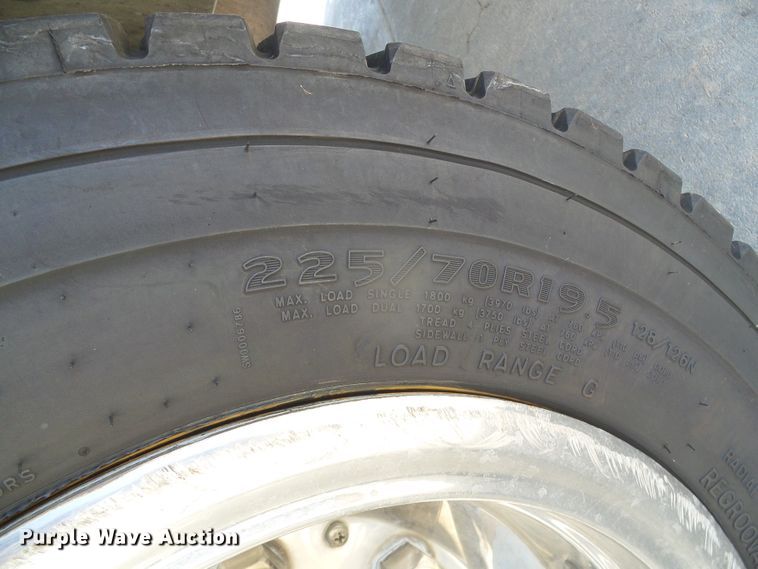 image for item DI5590 2002 Ford F550 Super Duty  Crew Cab brush fire truck