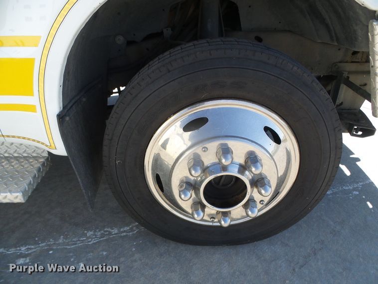 image for item DI5590 2002 Ford F550 Super Duty  Crew Cab brush fire truck