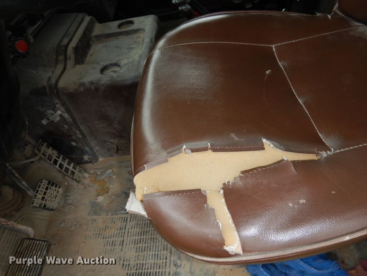 image for item DI6610 1988 International F2375  dump truck