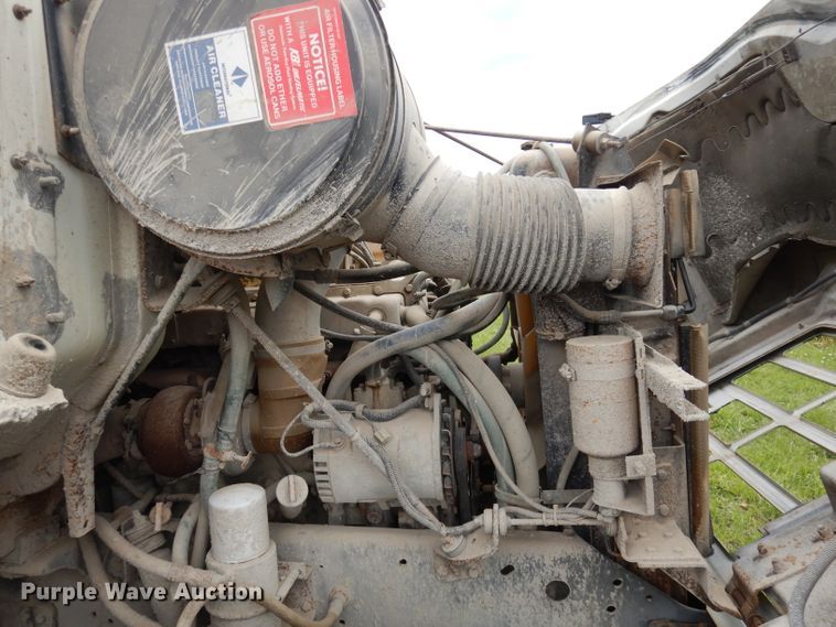 image for item DI6610 1988 International F2375  dump truck