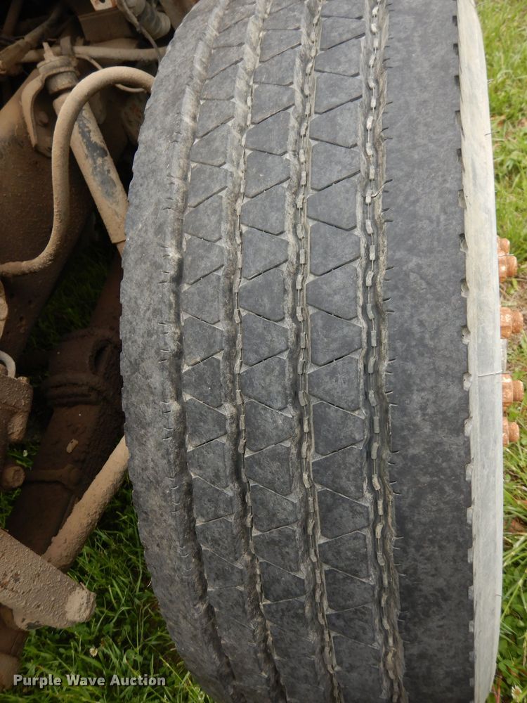 image for item DI6610 1988 International F2375  dump truck