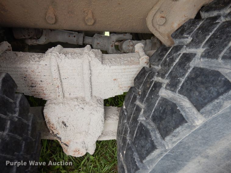 image for item DI6610 1988 International F2375  dump truck