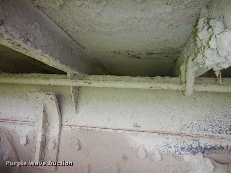 image for item DI6610 1988 International F2375  dump truck