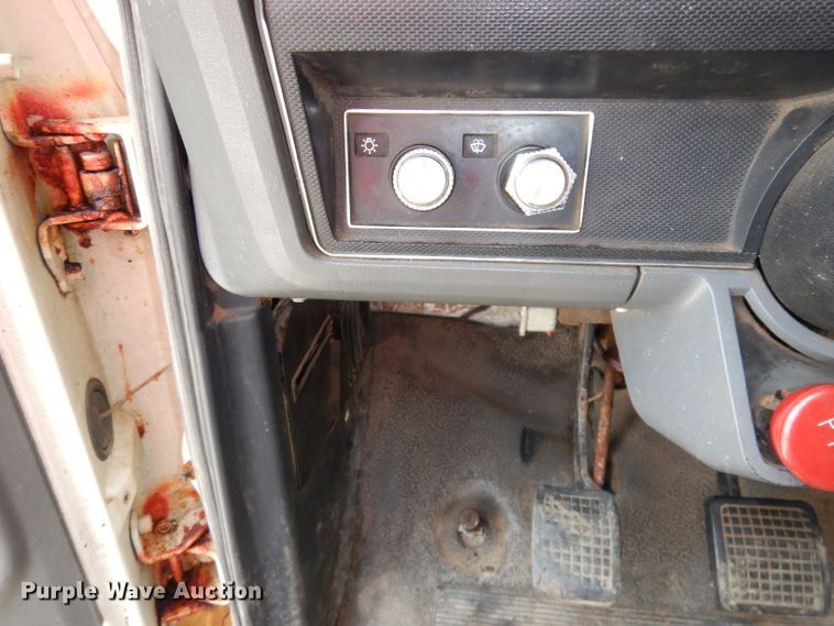 image for item DI6619 1992 Ford F700  dump flatbed truck