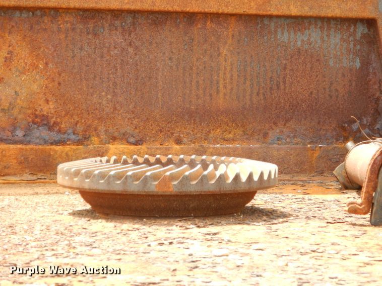 image for item DI6619 1992 Ford F700  dump flatbed truck