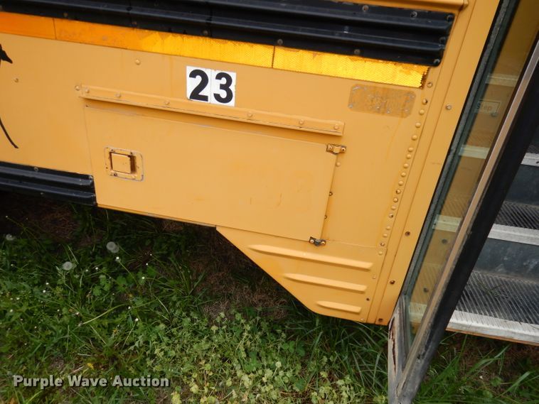 image for item DI6622 1998 Chevrolet Blue Bird  school bus