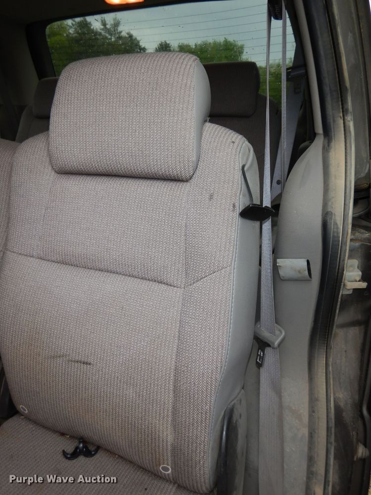 image for item DI6623 2004 Chevrolet Venture  van